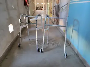 Aluminum Walker選walking Frame 4legged Stick兒walker兀walker