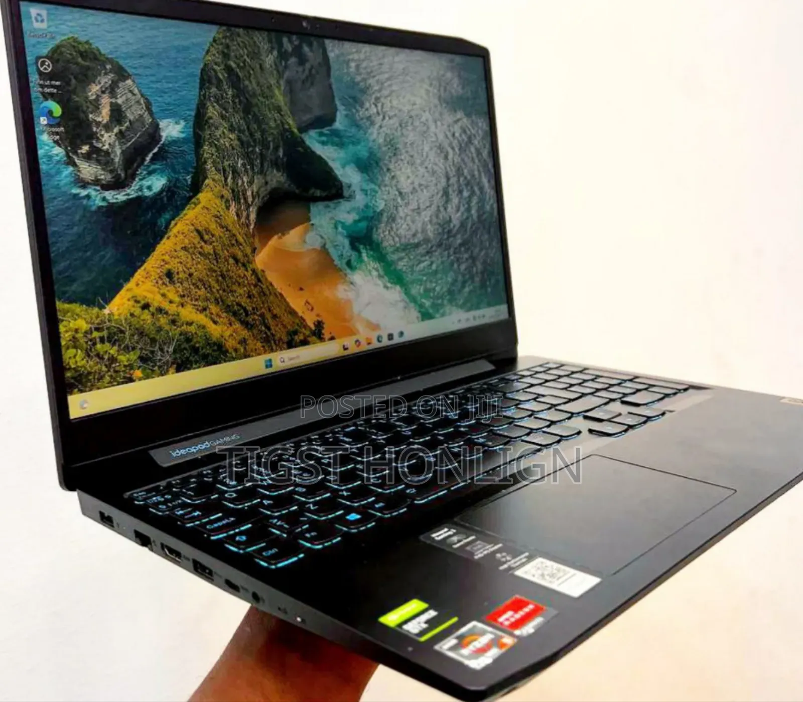 New Laptop Lenovo Ideapad 3 8GB AMD Ryzen 5 SSD 256GB