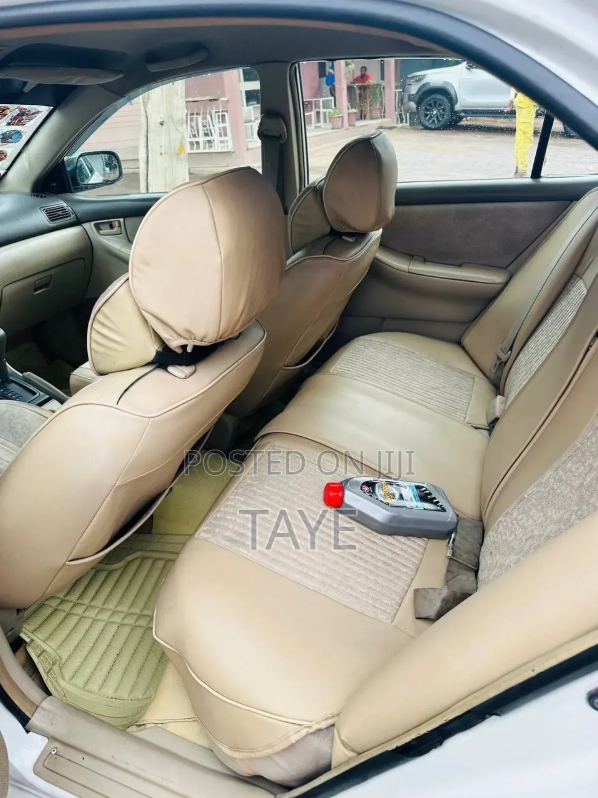 Toyota Corolla 2001 Ivory