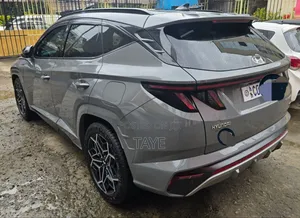Hyundai Tucson 2022 Gray