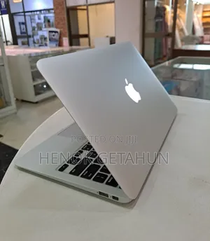 New Laptop Apple MacBook Air 2015 4GB Intel Core I5 SSD 128GB