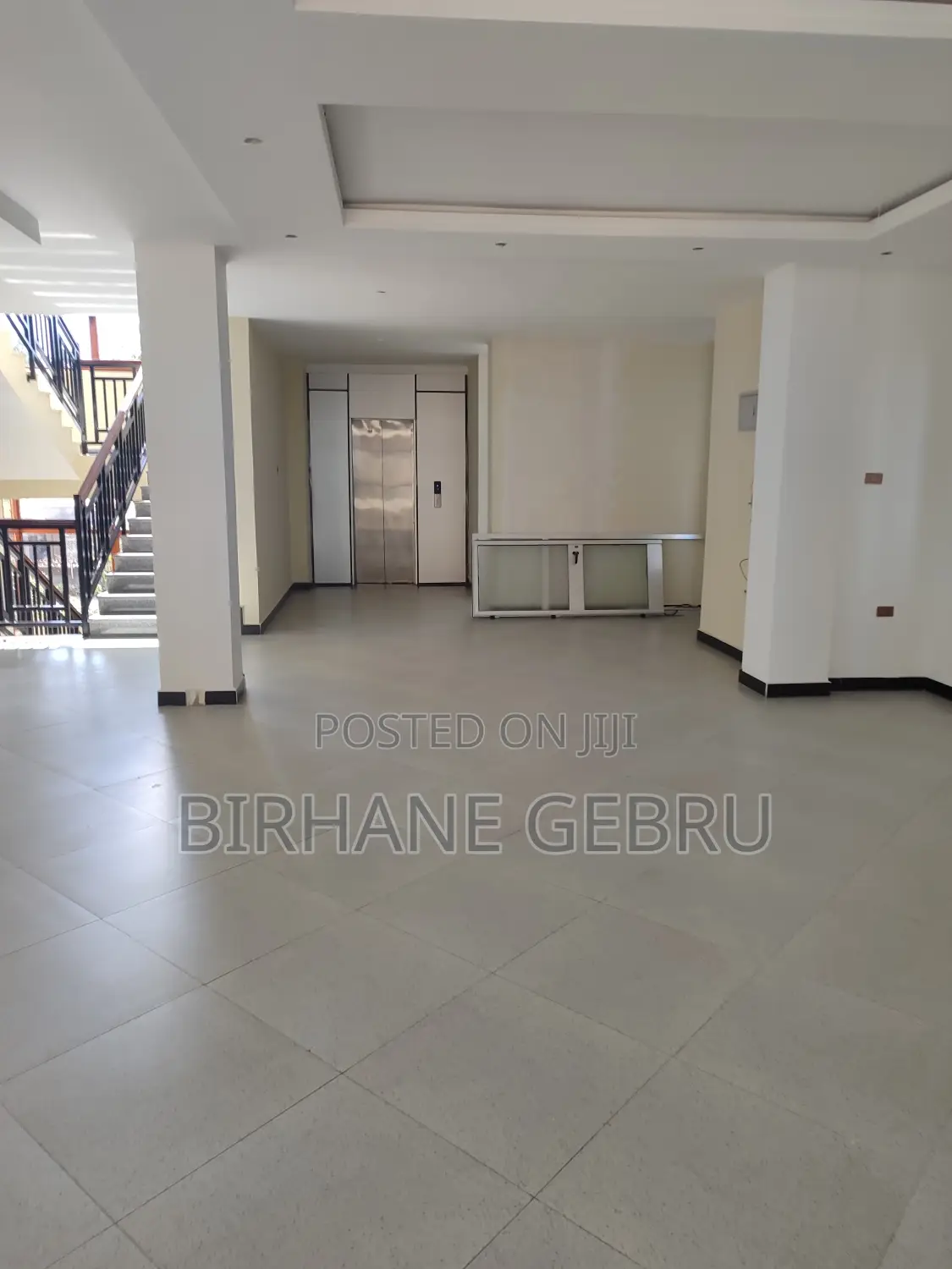 Luxury Apartiment Rent for Office