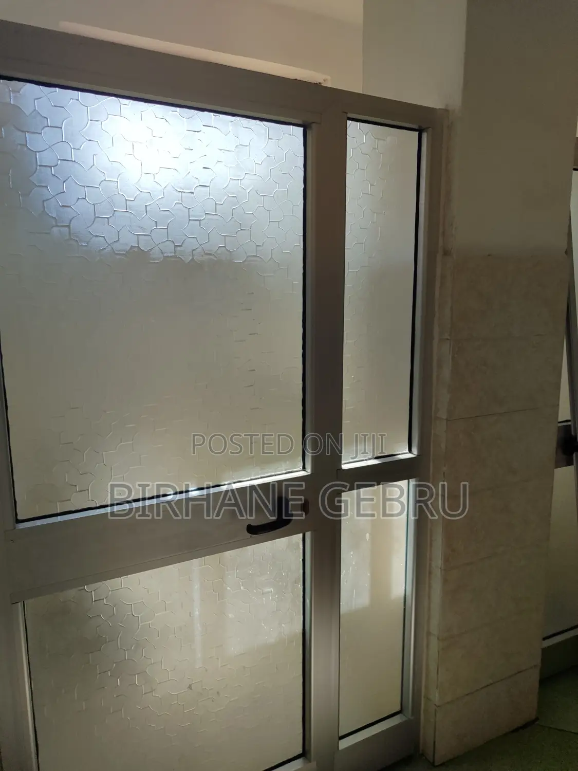 Luxury Apartiment Rent for Office