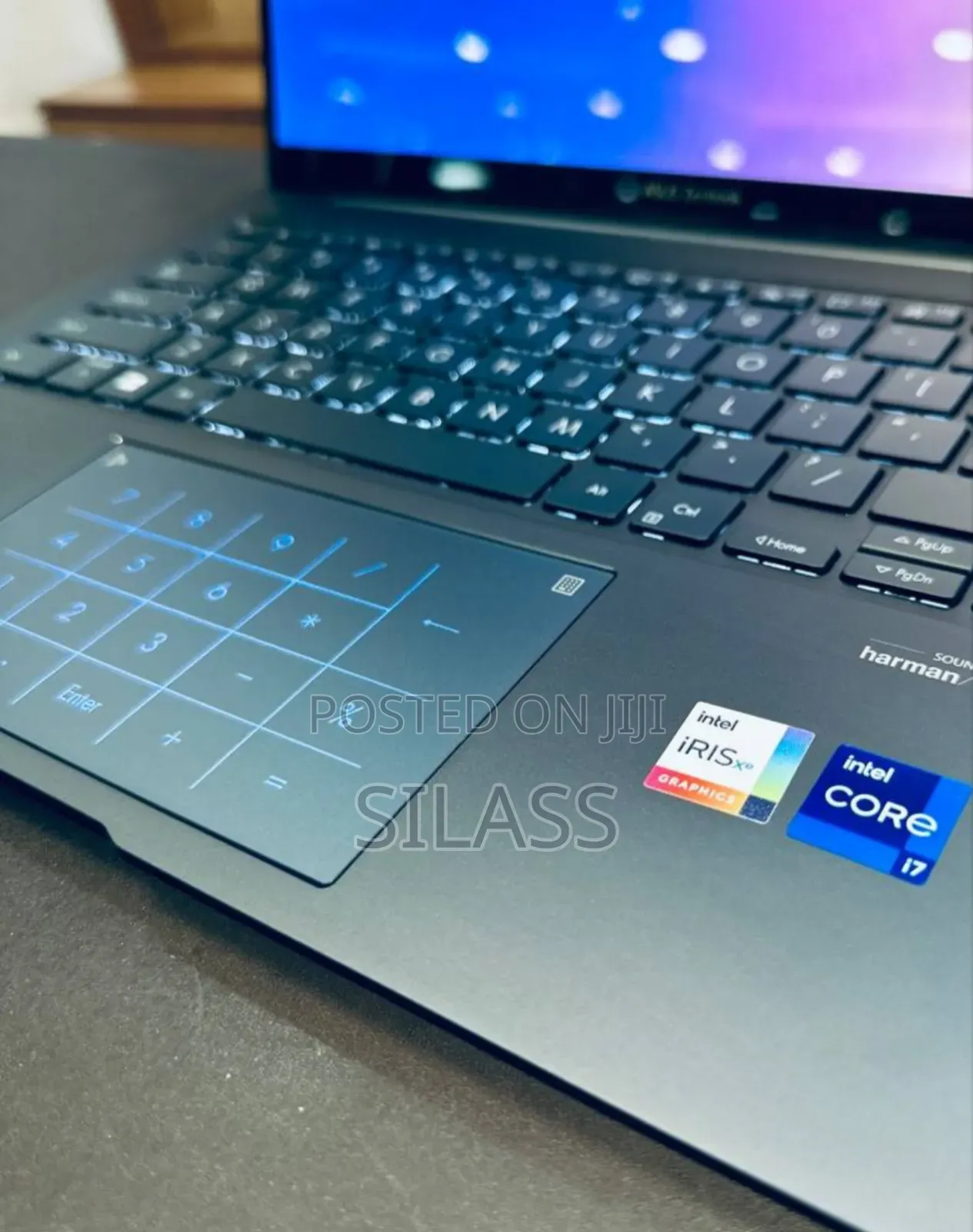 New Laptop Asus ZenBook 3 UX390UA 16GB Intel Core I7 SSD 512GB