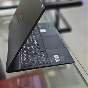 New Laptop HP Envy X360 8GB AMD Ryzen 5 SSD 256GB