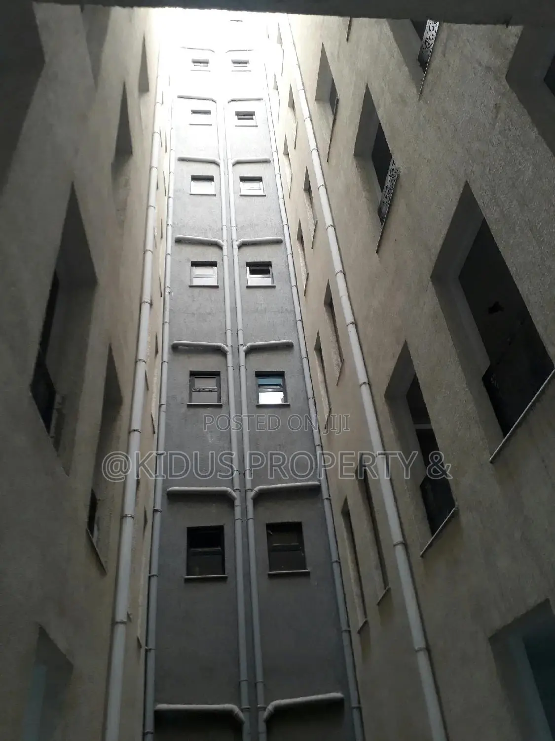 2bdrm Apartment in Jemo 1, Nifas Silk-Lafto for rent