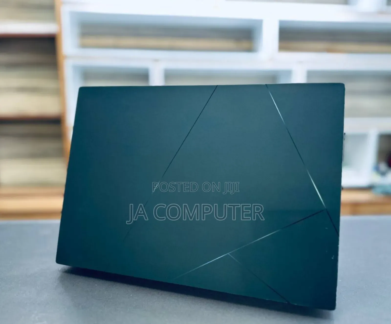 New Laptop Asus ZenBook UX330UA 16GB Intel Core I7 SSD 512GB