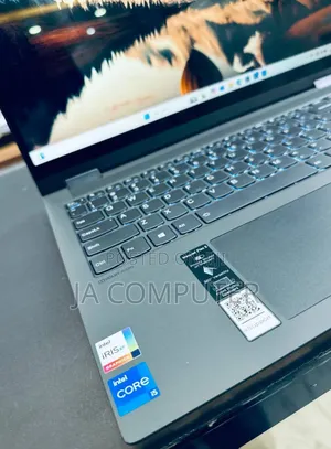 New Laptop Lenovo Flex 5 8GB Intel Core I5 SSD 512GB