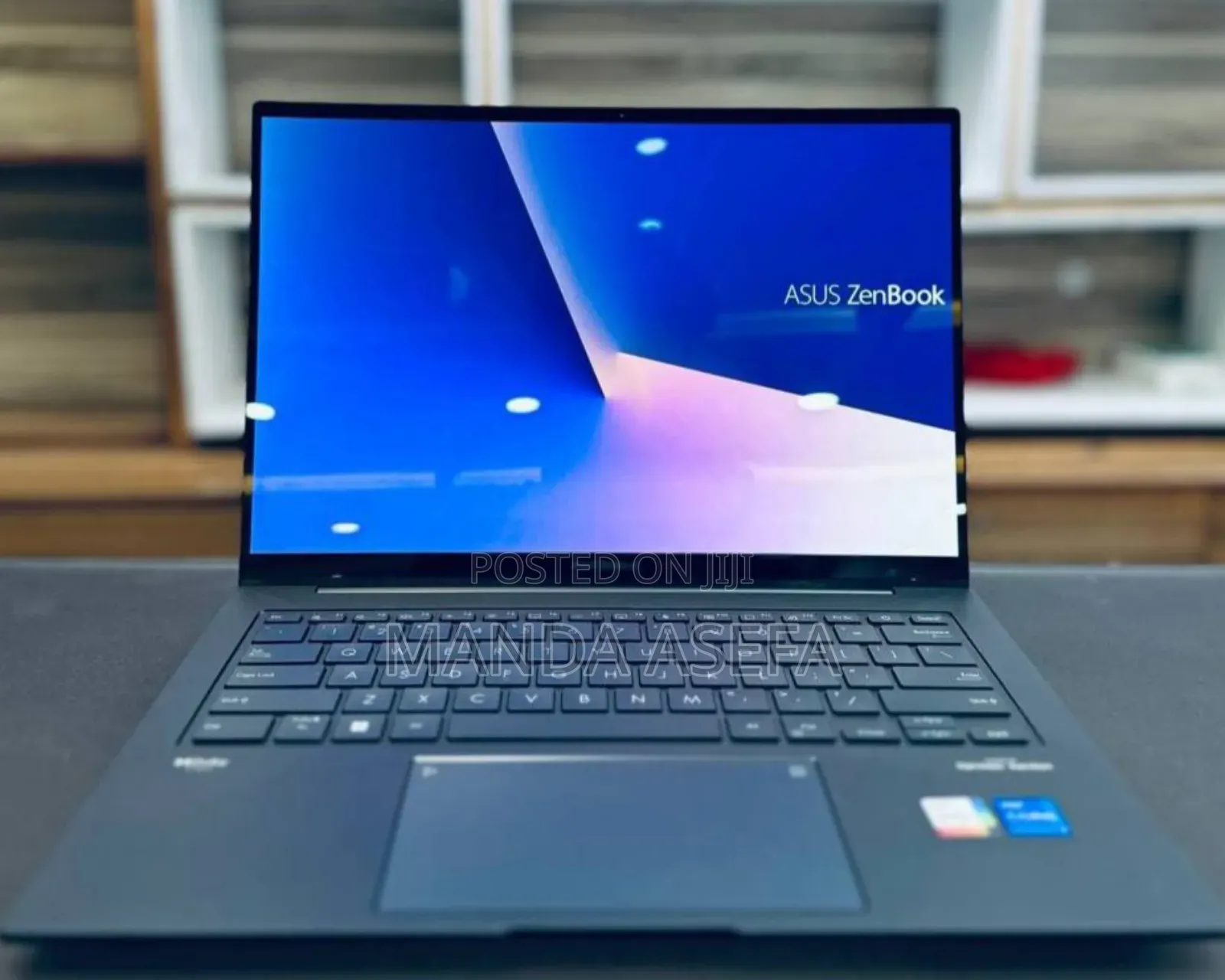New Laptop Asus ZenBook Flip 14 UX461UA 16GB Intel Core I7 SSD 512GB