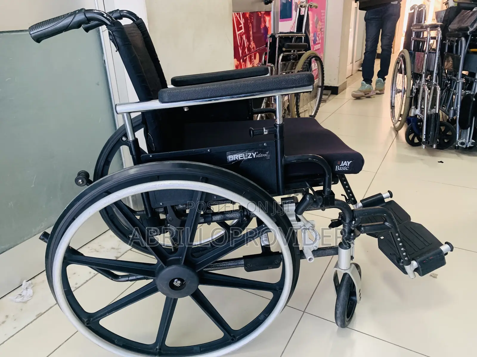 Breezy Wheels Chair1wheelchair2wheelchair444wheelchair4fold