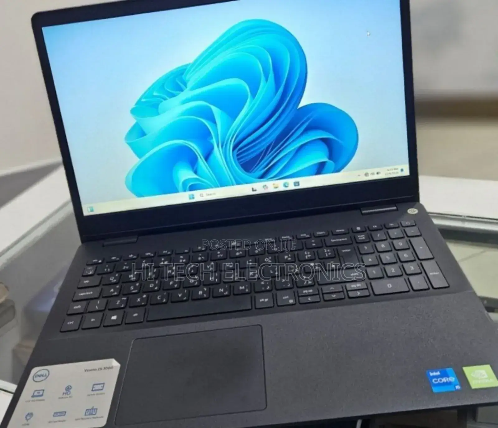 New Laptop Dell Vostro DVCI310 8GB Intel Core I5 SSD 256GB