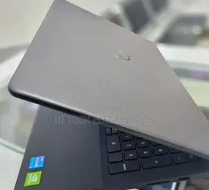 New Laptop Dell Vostro DVCI310 8GB Intel Core I5 SSD 256GB