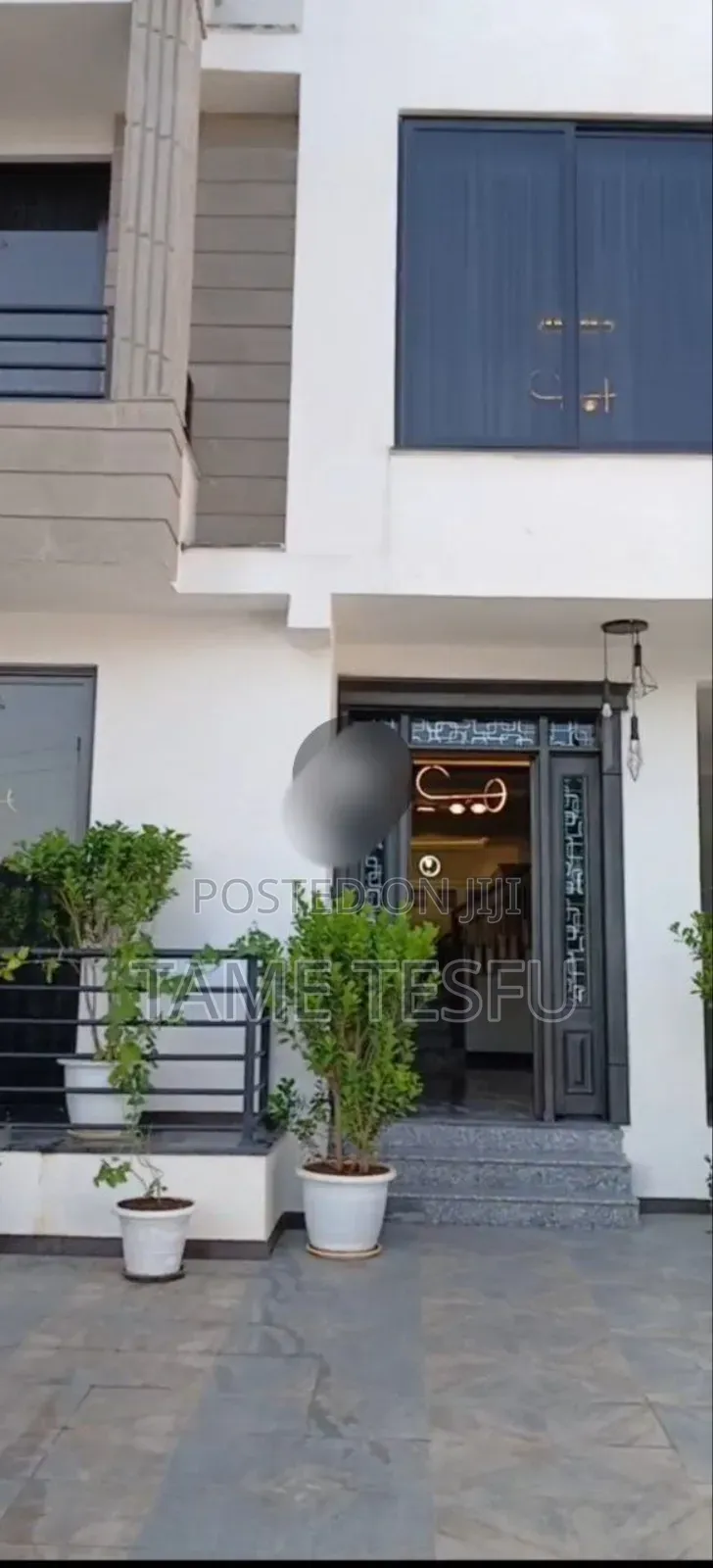 Furnished 8bdrm House in Cmc Compound, Bole for sale