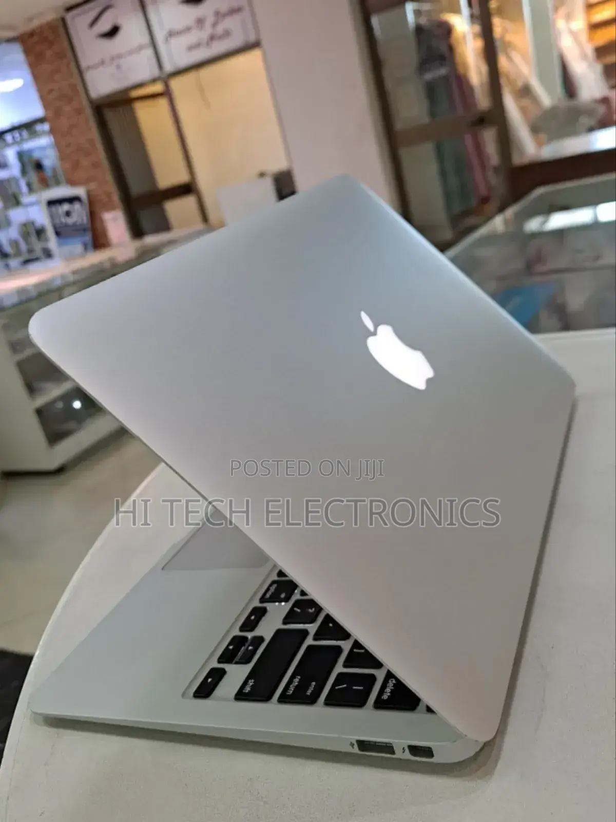 New Laptop Apple MacBook Air 2015 4GB Intel Core I5 SSD 128GB