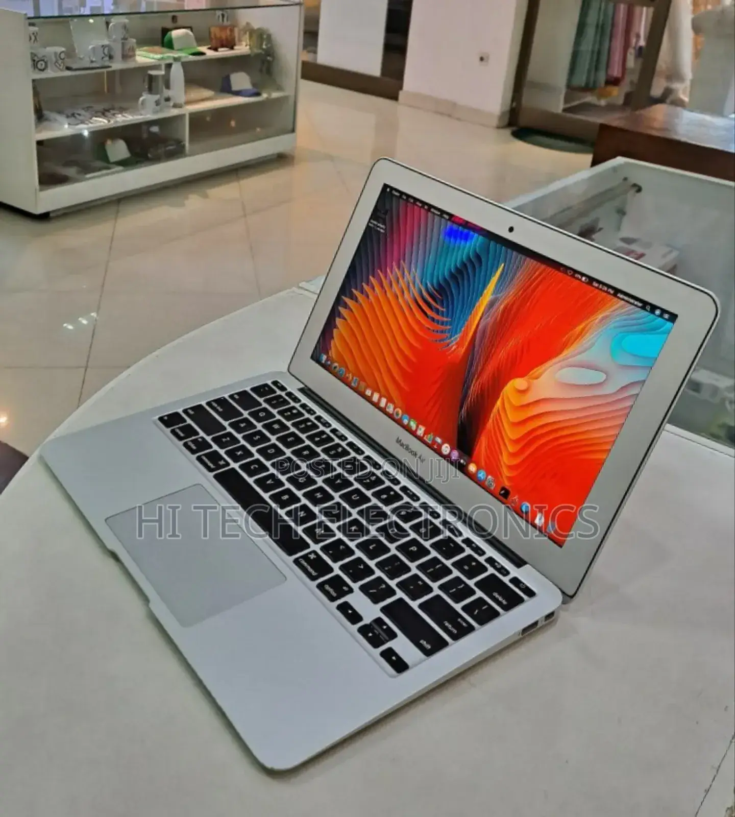 New Laptop Apple MacBook Air 2015 4GB Intel Core I5 SSD 128GB