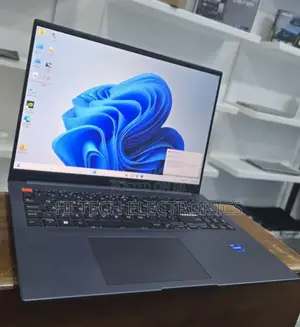 New Laptop Asus VivoBook 15 X505BA 16GB Intel Core I7 SSD 512GB