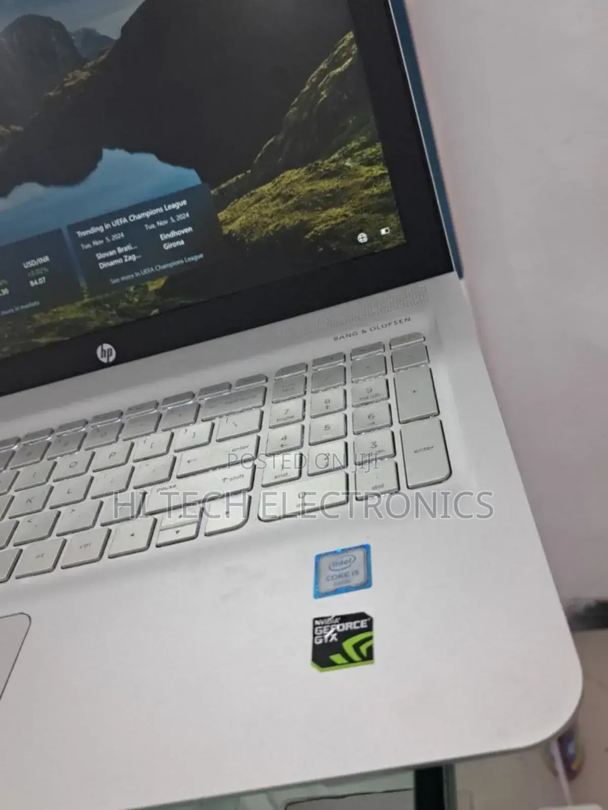 New Laptop HP Envy 15 8GB Intel Core I5 HDD+SSD 1.5T