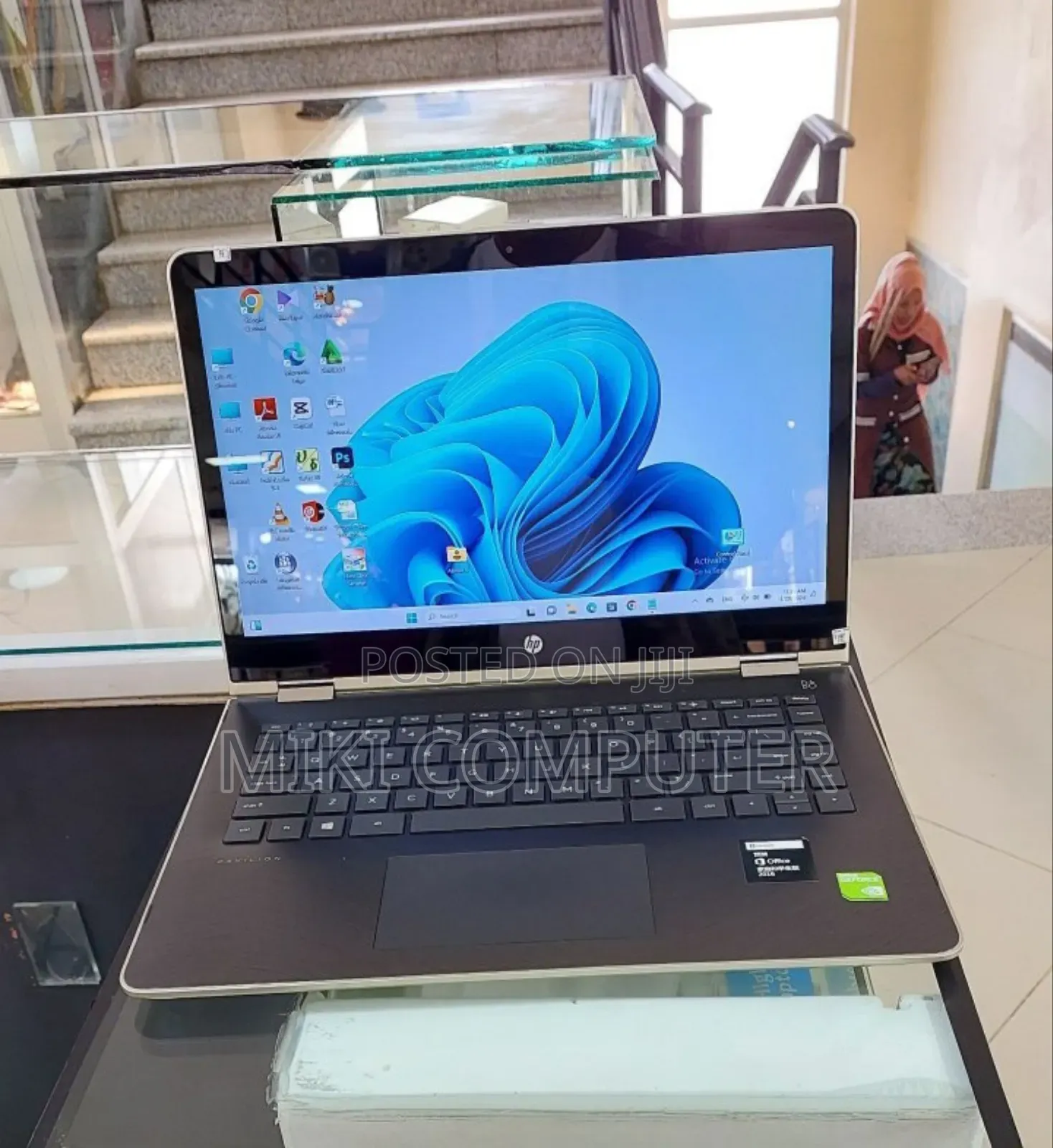 New Laptop HP Envy X360 8GB Intel Core I7 SSD 512GB