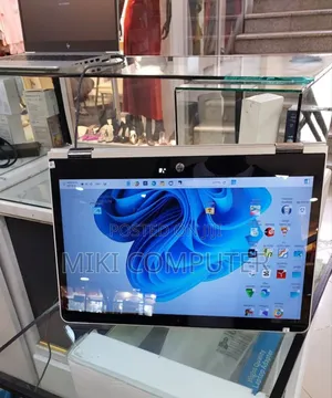 New Laptop HP Envy X360 8GB Intel Core I7 SSD 512GB