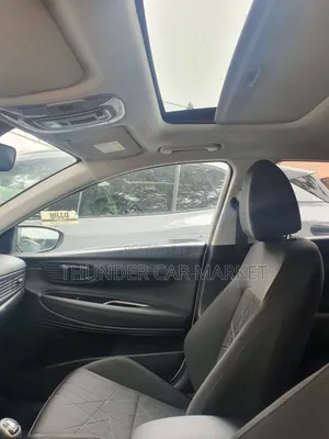 Hyundai Bayon 2022 White