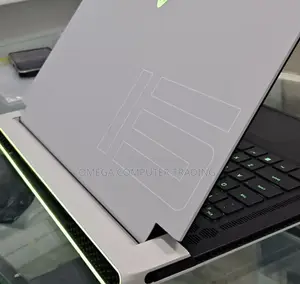 New Laptop Alienware Area-51m 16GB Intel Core i7 SSD 1T