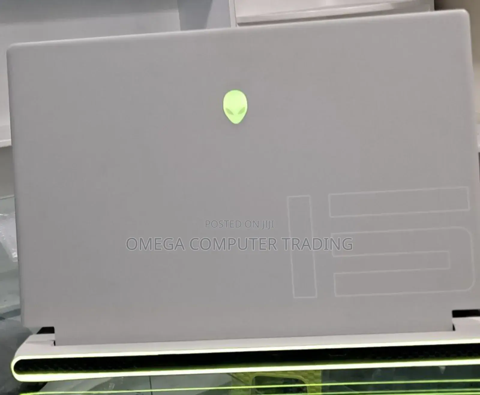 New Laptop Alienware Area-51m 16GB Intel Core i7 SSD 1T
