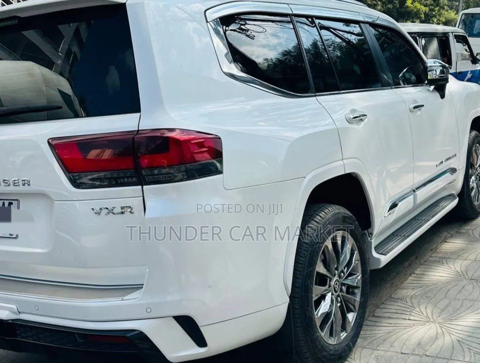 Toyota Land Cruiser 2023 White