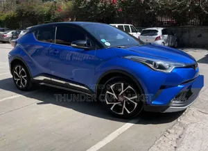 Toyota C-HR 2020 Blue