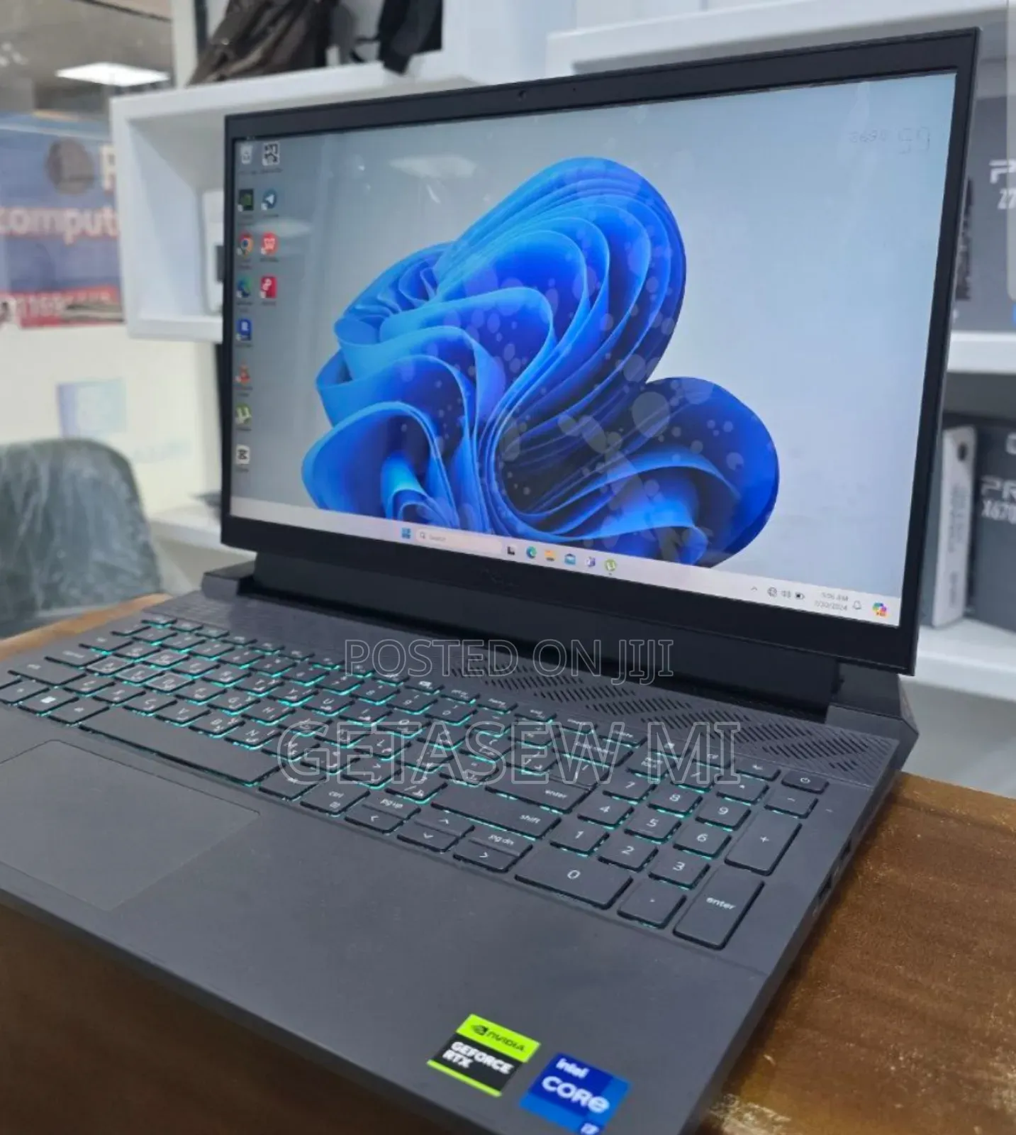 New Laptop Dell G15 5511 16GB Intel Core I9 SSD 1T