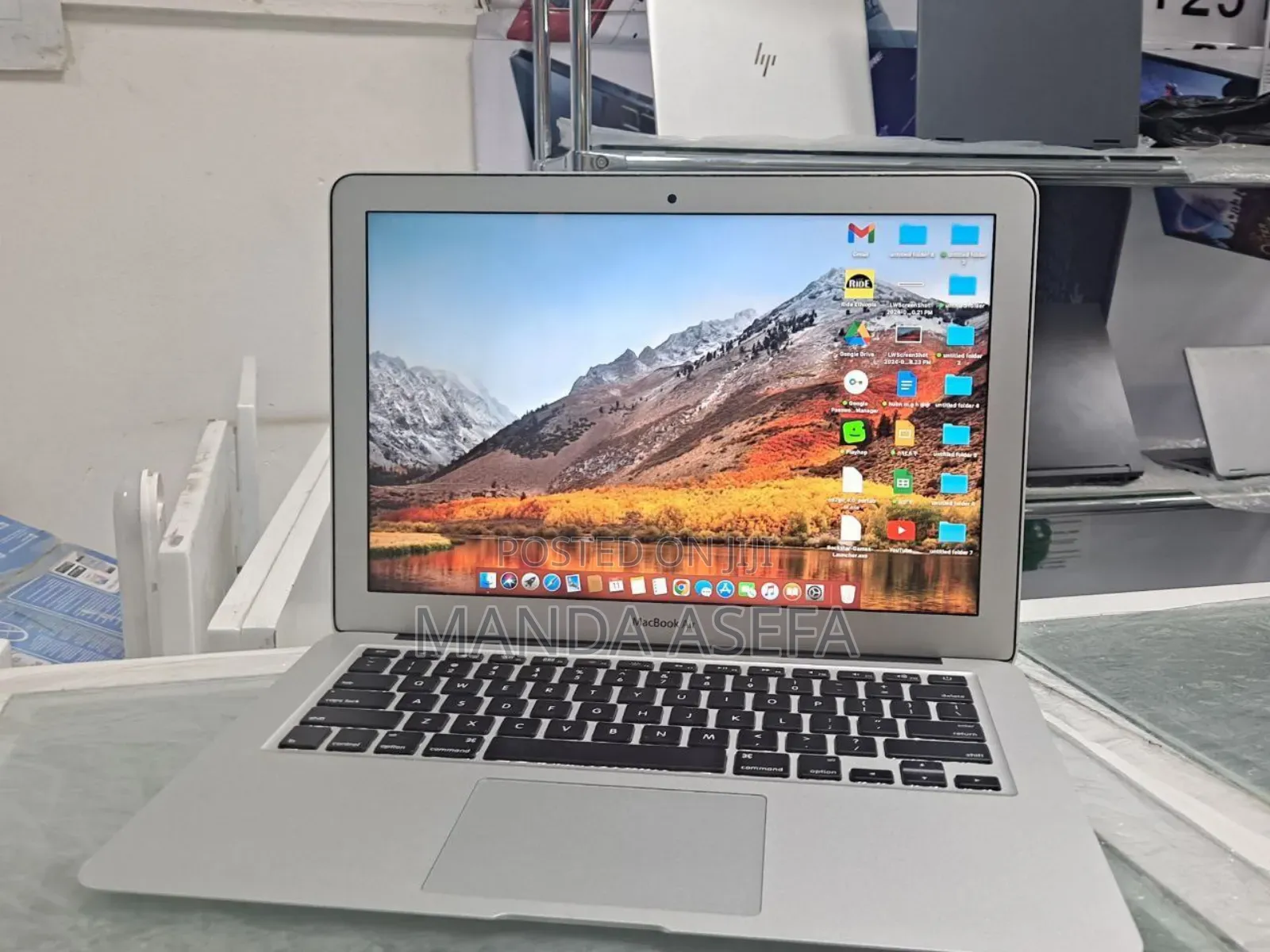New Laptop Apple MacBook Air 2017 8GB Intel Core i5 SSD 128GB
