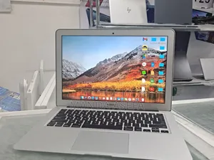 Photo - New Laptop Apple MacBook Air 2017 8GB Intel Core i5 SSD 128GB