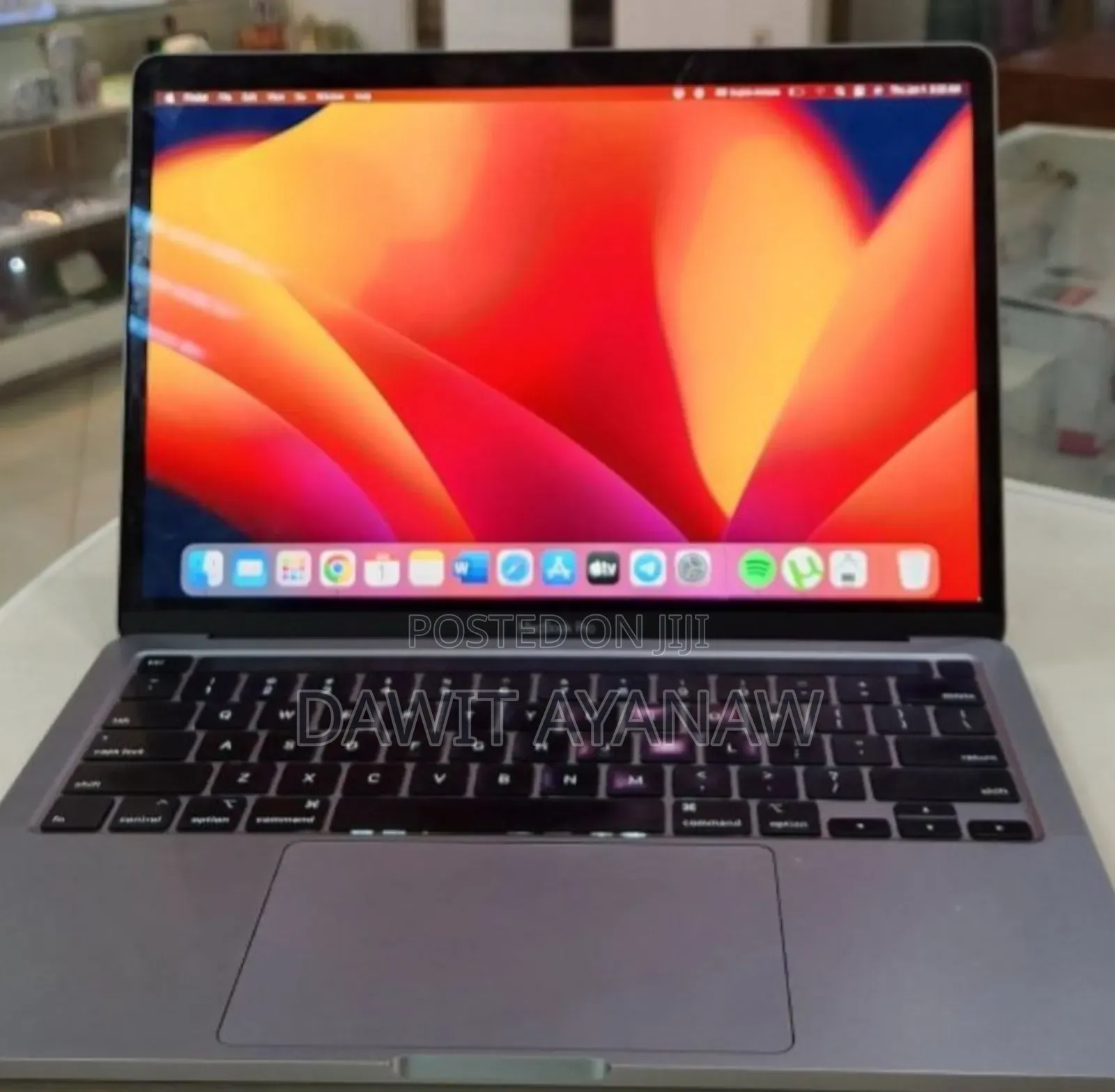 New Laptop Apple MacBook Pro 2020 M1 16GB Intel Core I5 SSD 512GB