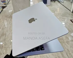 Photo - New Laptop Apple MacBook Air 8GB Apple M2 SSD 256GB