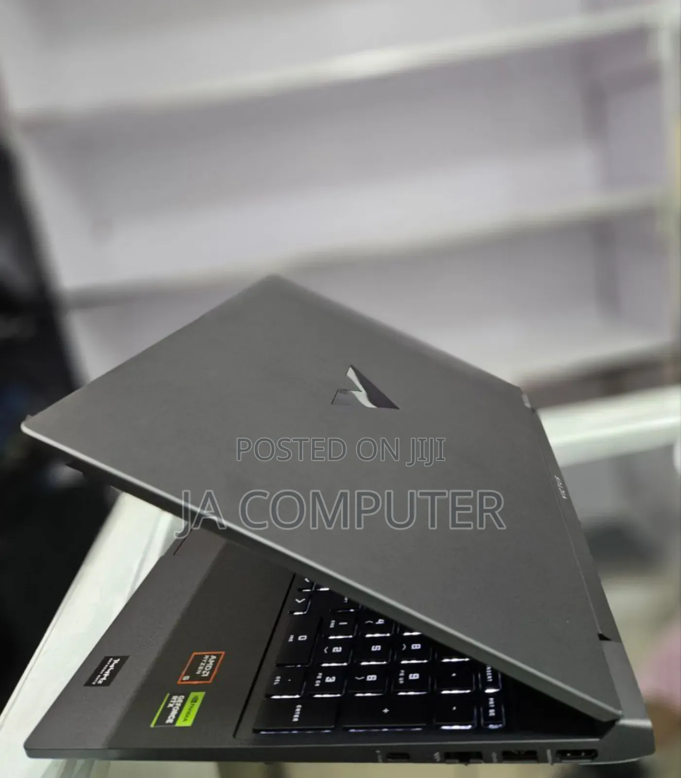 New Laptop HP Victus 16 16GB AMD Ryzen 5 SSD 512GB