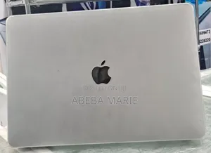 New Laptop Apple MacBook Pro 2018 8GB Intel Core I5 SSD 256GB