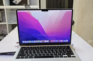 Photo - New Laptop Apple MacBook Air 2022 M2 8GB Apple M2 SSD 256GB