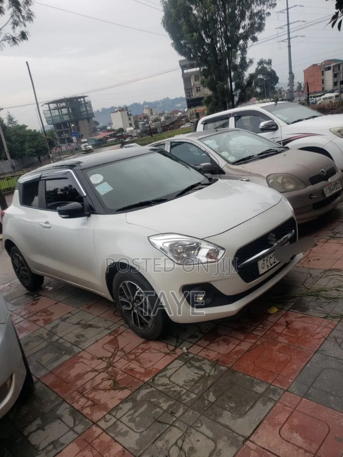 Suzuki Swift 2022 Ivory