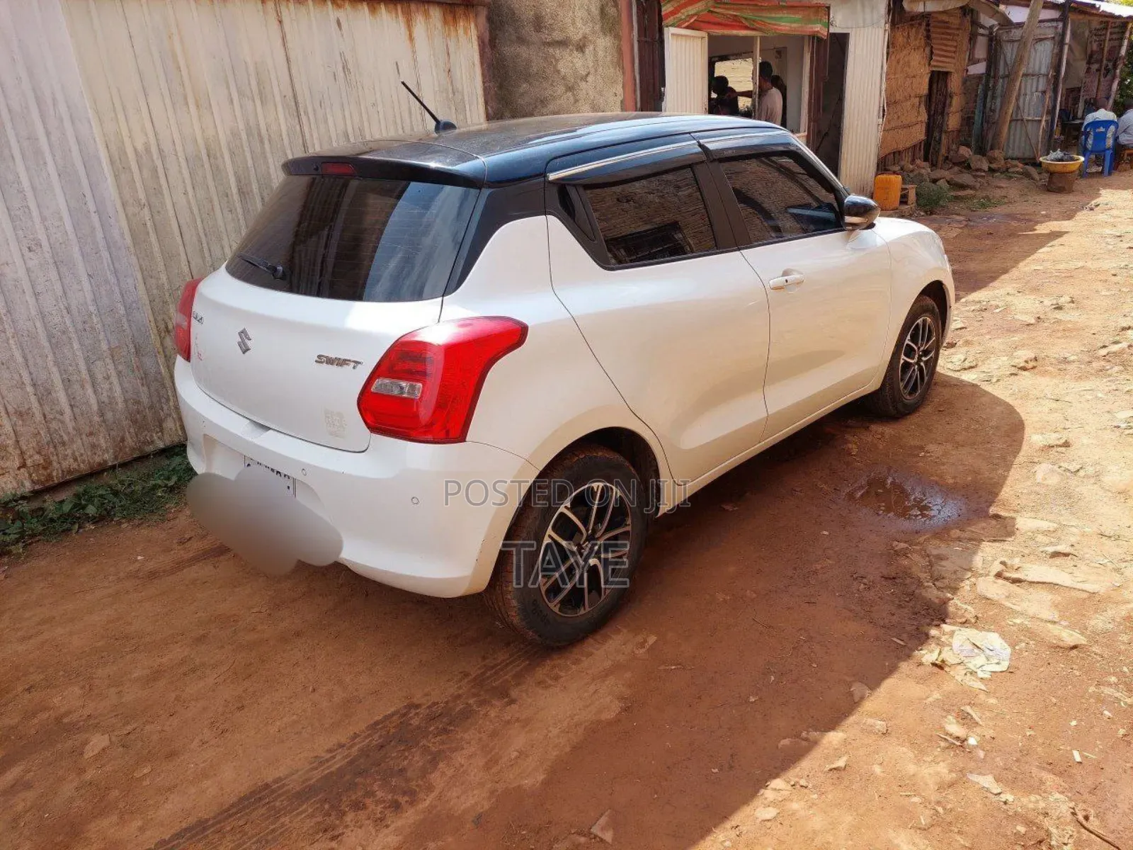 Suzuki Swift 2022 Ivory