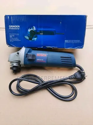 Bosch Grinder
 670w