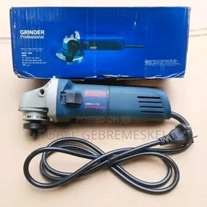 Bosch Grinder
 670w