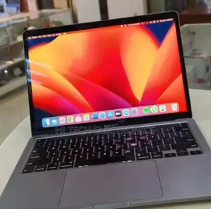 New Laptop Apple MacBook Pro 2020 16GB Intel Core I5 SSD 512GB