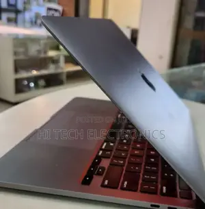 New Laptop Apple MacBook Pro 2020 16GB Intel Core I5 SSD 512GB