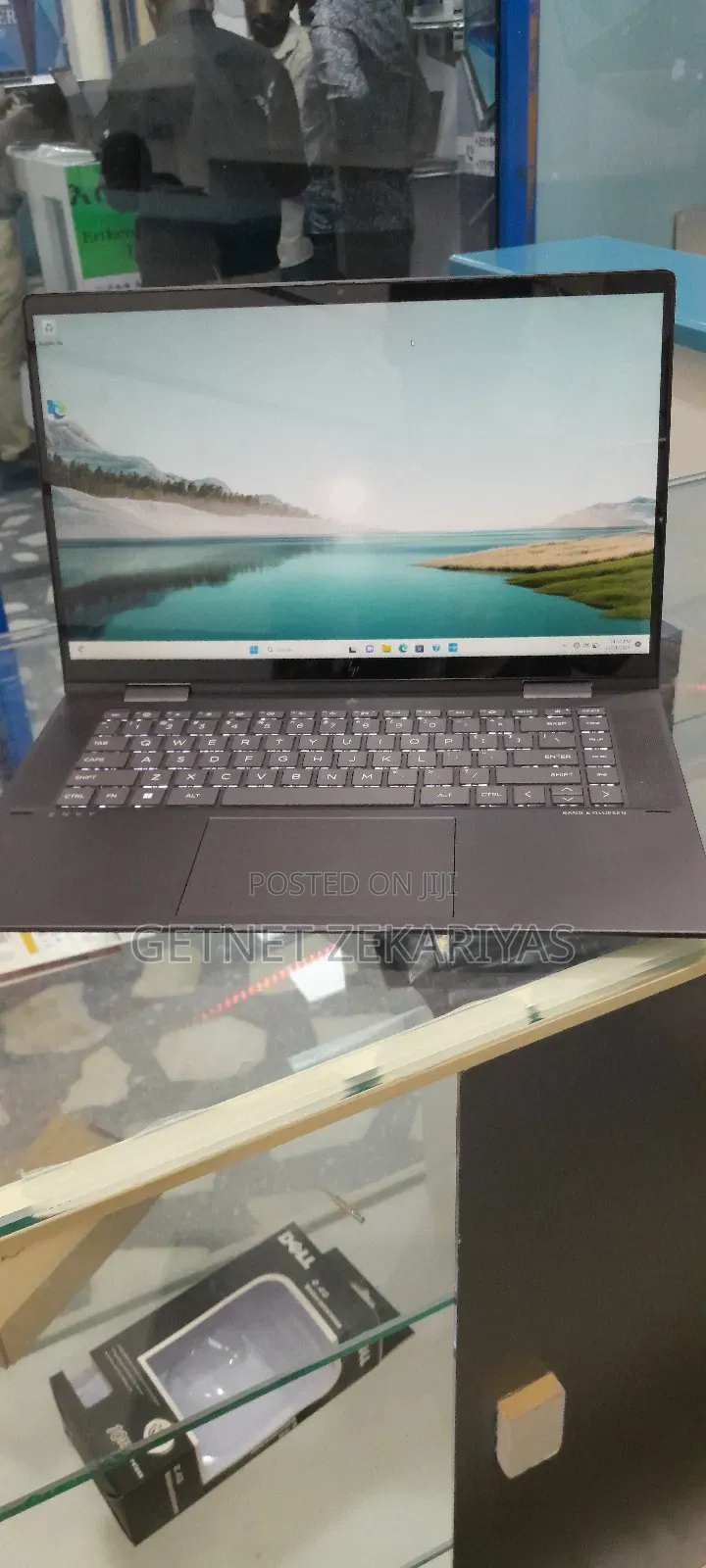 New Laptop HP Envy 15 8GB AMD Ryzen 5 SSD 256GB