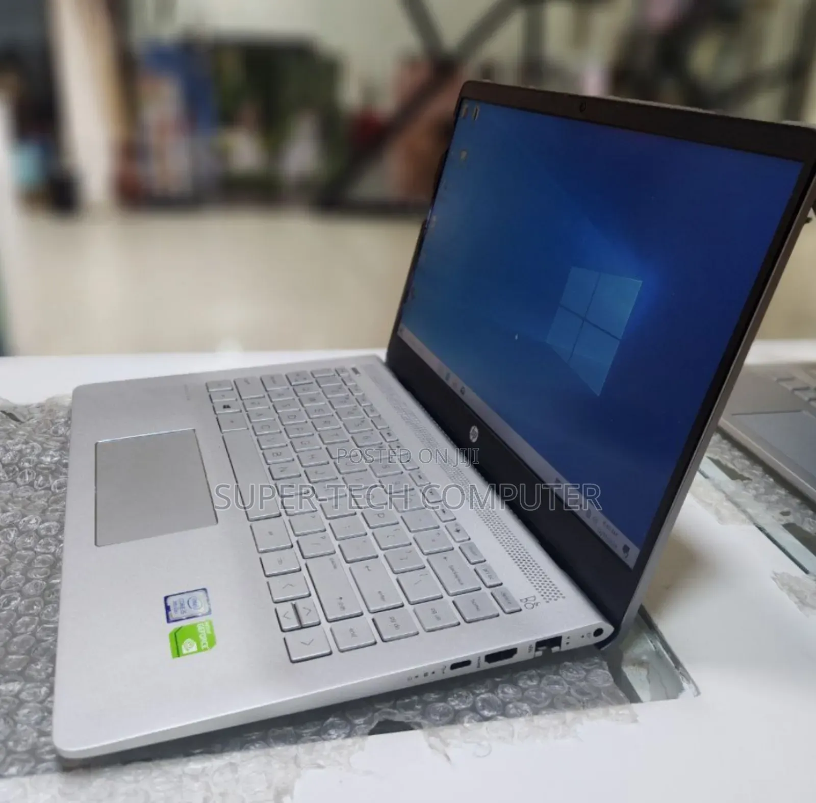 New Laptop HP Pavilion 13 8GB Intel Core I5 HDD+SSD 700GB