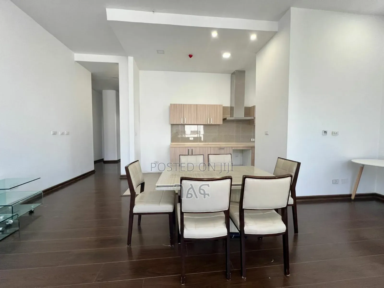 3bdrm Apartment in የግል ቅንጡ አፓርትመንት ቦሌ, Bole for sale