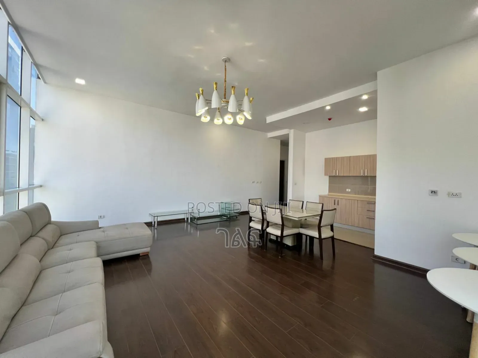 3bdrm Apartment in የግል ቅንጡ አፓርትመንት ቦሌ, Bole for sale