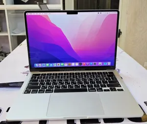 Photo - New Laptop Apple MacBook Air 2022 M2 8GB Apple M2 SSD 256GB