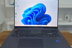 New Laptop Asus VivoBook 15 X505BA 20GB Intel Core I7 SSD 512GB