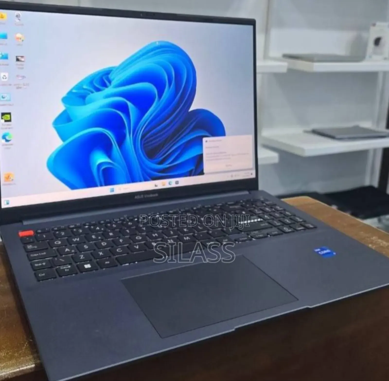 New Laptop Asus VivoBook 15 X505BA 20GB Intel Core I7 SSD 512GB