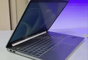 New Laptop HP Stream Notebook 8GB AMD Ryzen 5 SSD 512GB